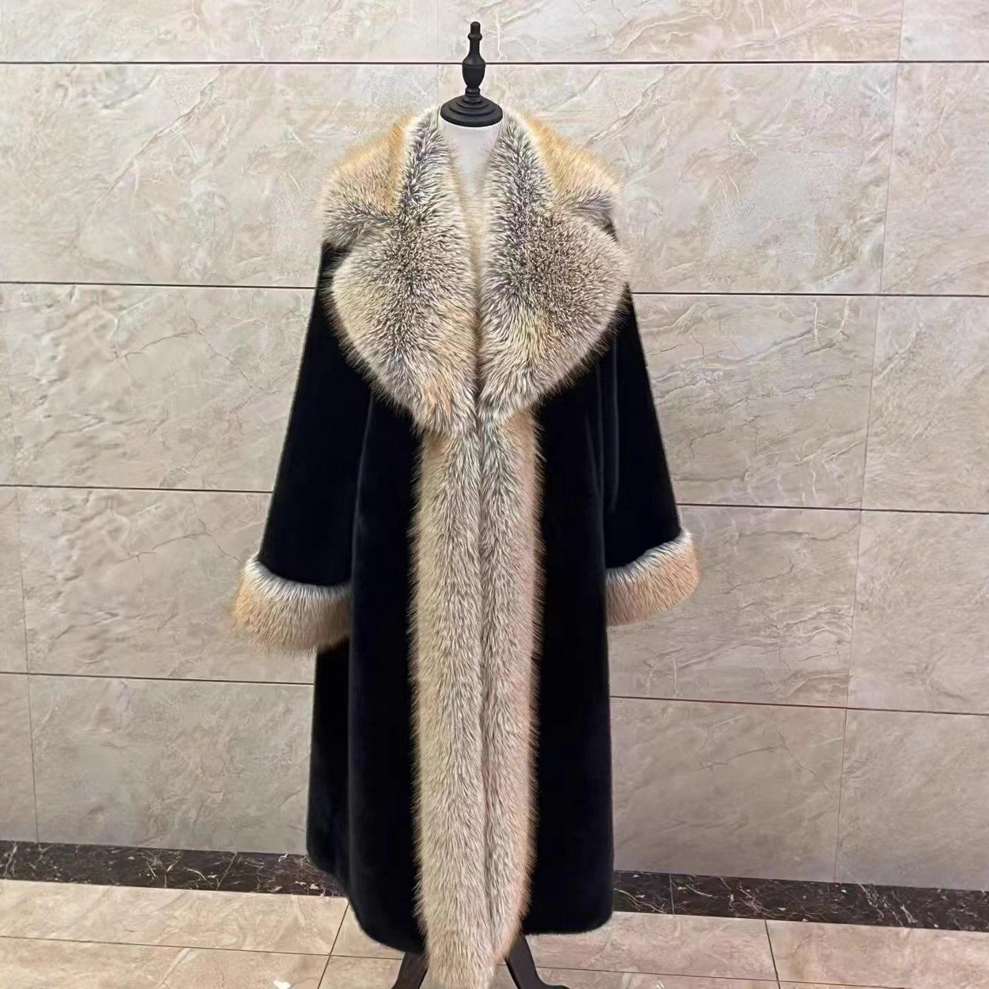 

2025 Новый зимний стиль Пальто средней длины из норки с большим меховым воротником Пальто с характером Пальто с характером из золотой норки One size fits all чёрный