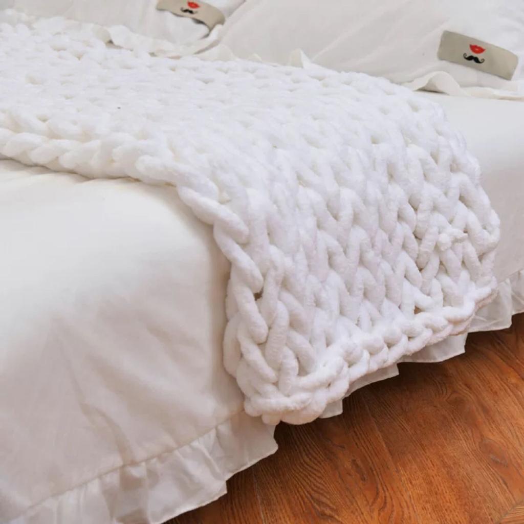 Knit Throw Blanket 20" X 25",Hand Made Large Chenille LoopBYarn Fluffy Throws for Couch Bed, Big Crochet Thick Woven Blanket