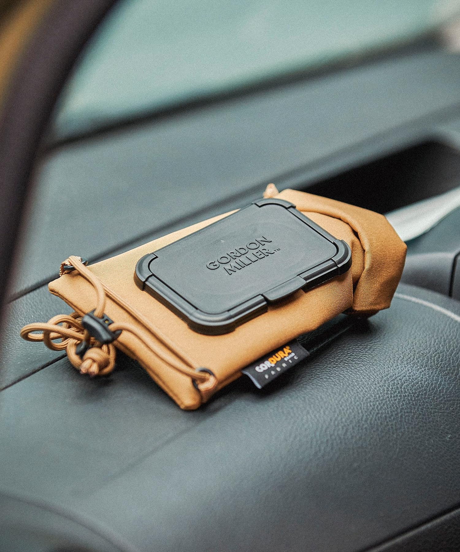 

GORDON MILLER Автомобильный чехол из влажной ткани Cordura, Водоотталкивающий, Маленький, Койот Бежевый, 1731905