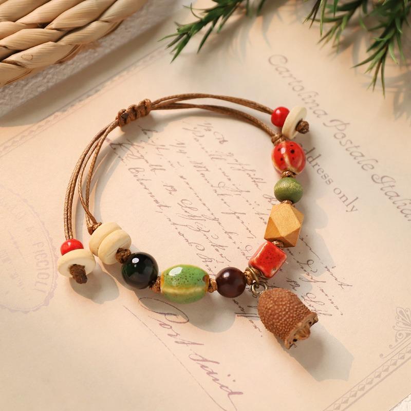 Retro Natural Plant Fruit Bracelet Hand Woven Acorn Hand Rope Women's Niche Literary Bracelet