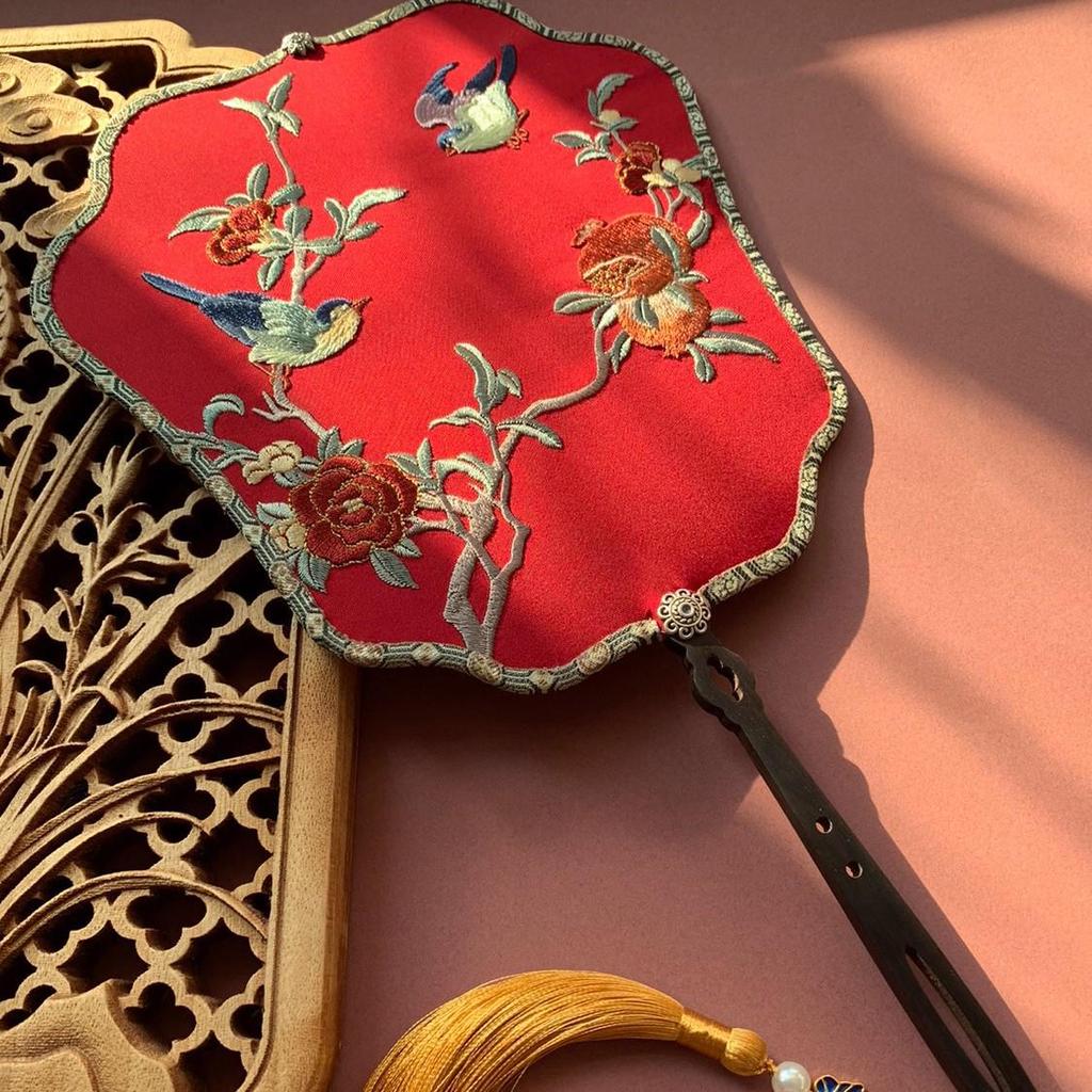 Chinese Style Embroidered Round Fan: Wedding, Dance, Butterfly, and Floral Design