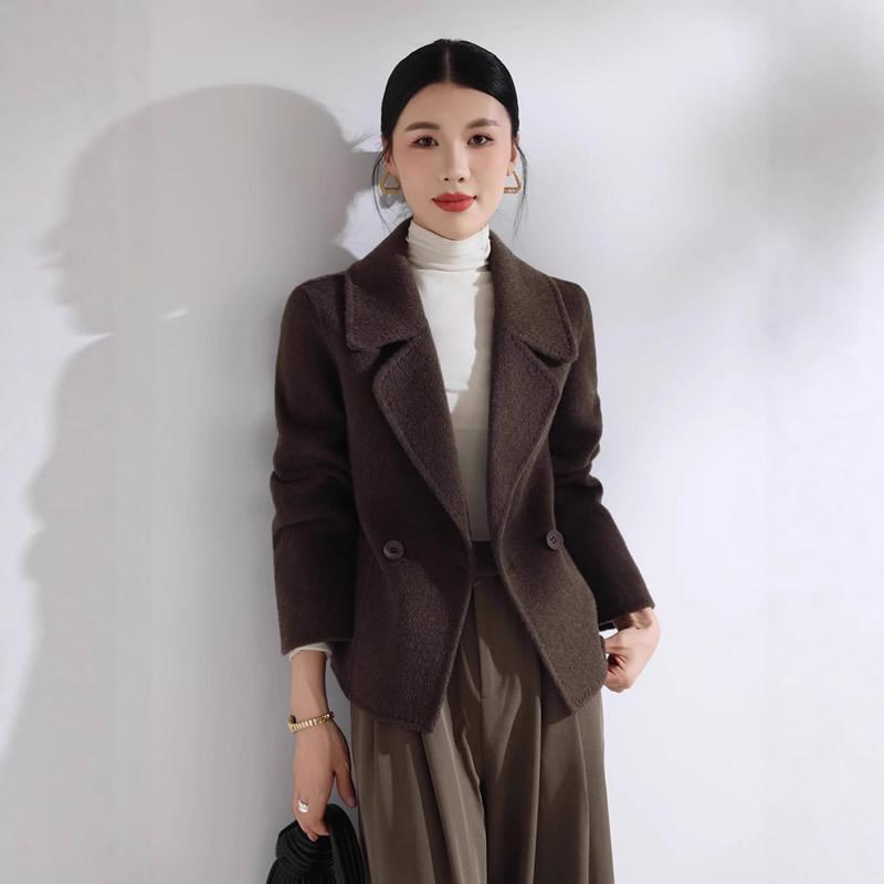 2025 Autumn/Winter Korean Style Short Double-Sided Wool Coat for Women - Fashionable, Versatile, and Loose Fit.