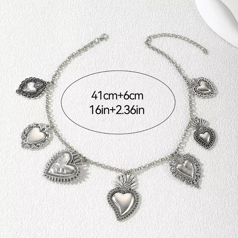 Exaggerated Chain Necklace Vintage Heart Pendant Necklace Women Neck Jewelry  Women's Accessory