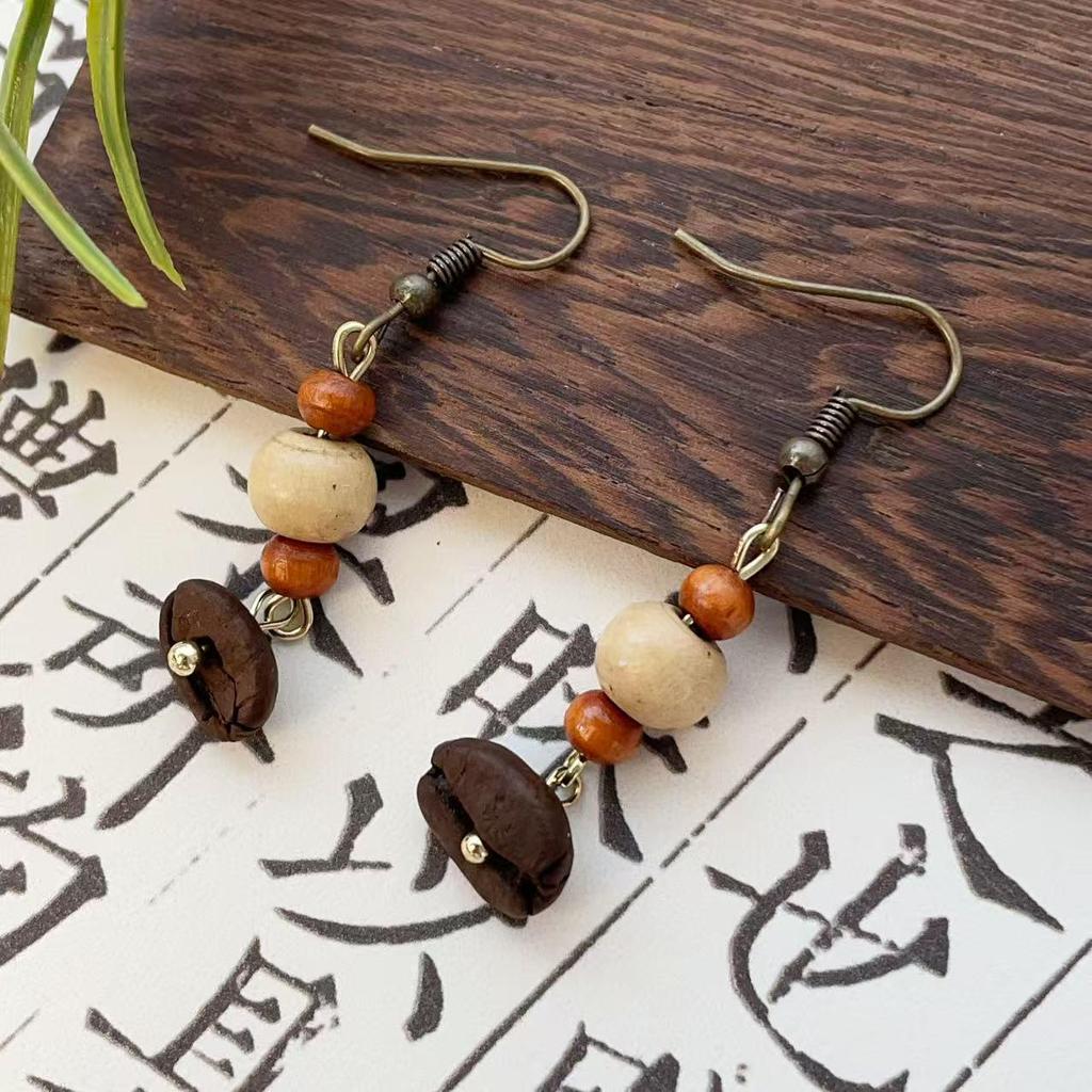 Yunnan Artistic Ethnic Fruit Earrings: Retro Natural Forest Style Design