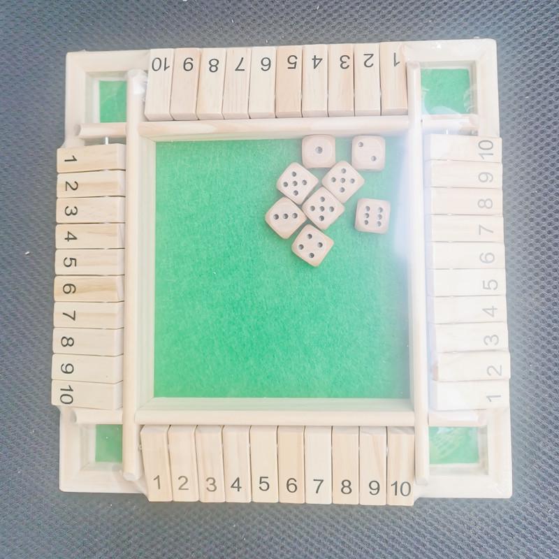 Dwustronna gra karciana typu flip: Czterostronne inspirowane szachami puzzle imprezowe dla dorosłych i rekwizyty do picia