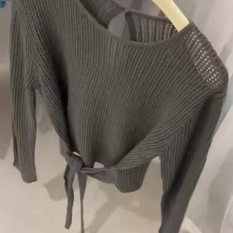 Loose and thin long-sleeved niche gray blouse women's clothing autumn new retro hollow fashionable knitted sweater women