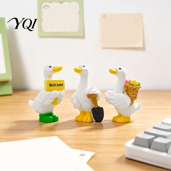 Resin Crafts for Flowerpots Mini Garden Duck Figurine, Cute Farm Dolls, Small Desktop Home Office Decor Car Dashboard Figurines, Micro Landscape
