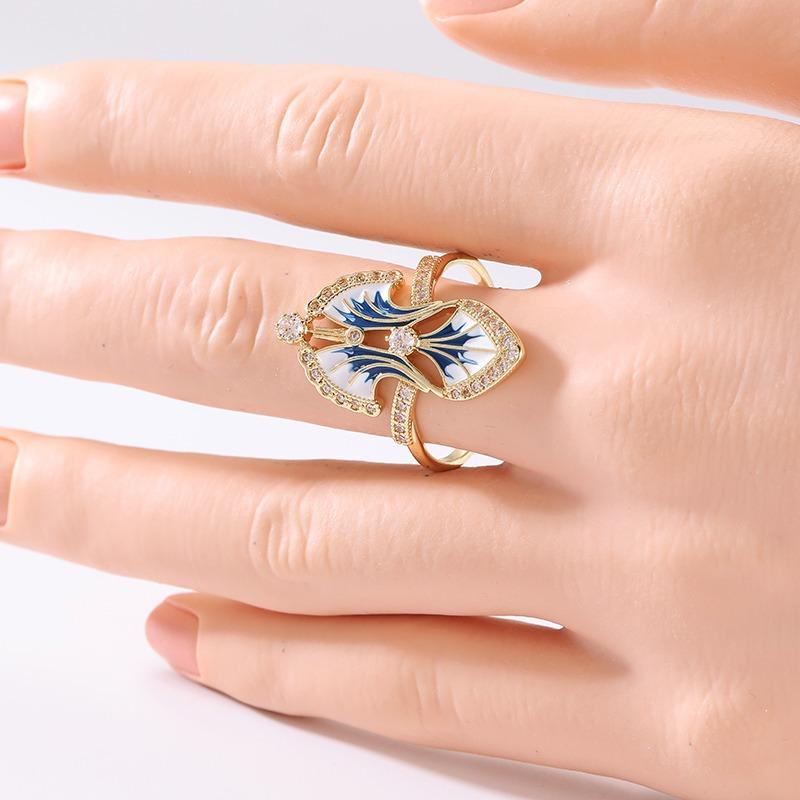 Vintage Inlaid White CZ Enamel Women's Ring Ethnic Gold Color Geometry Daily Wear Party Jewelry Anniversary Gift