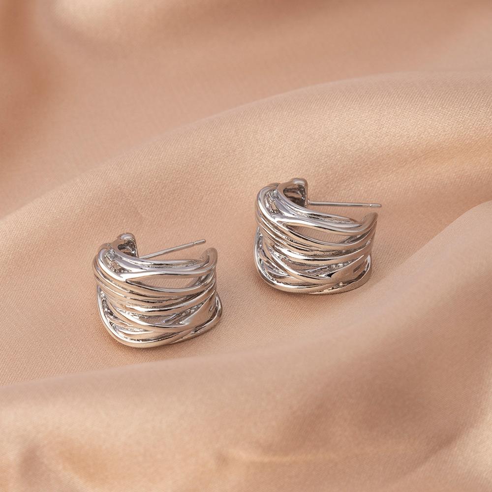 

Европейский и американский стиль многослойные витые геометрические серьги-кольца C-образной формы для женщин - серьги для личности и темперамента