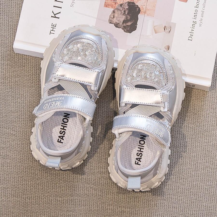 

Summer Thin Girls Sports Sandals Hollow Soft Sole Student Trendy Dad Shoes Size 26 серебряный