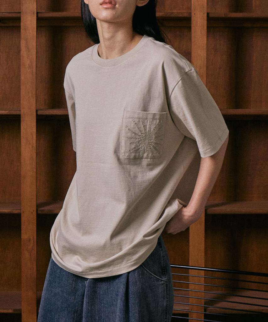 Iseuteuseobiseusyab Liberation Kopet Short Sleeve T-Shirt - Cream
