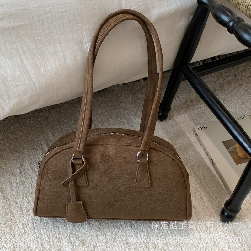 Premium Sense Retro Bag Women's Summer 2025 Popular Texture Versatile Shoulder Bag Large Capacity Pillow Large Bag