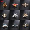 Summer Bee Brooch: Cute and Simple Metal Pin for Neckline