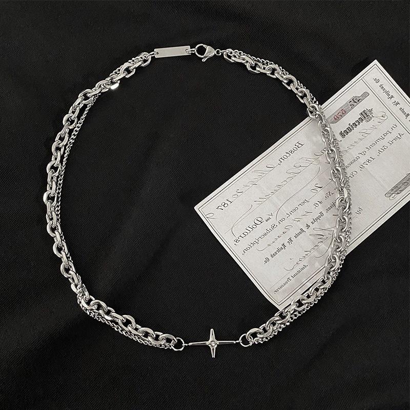 Doppelschichtige vierzackige Stern-Kubanerkette - Nischen-Minimalismus-Stil, gemischte Dicke, trendige stapelbare Schlüsselbein-Kette. white
