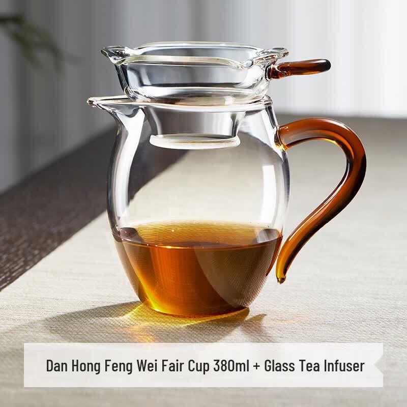 Glass Kung Fu Tea Fairness Cup with Integrated Strainer