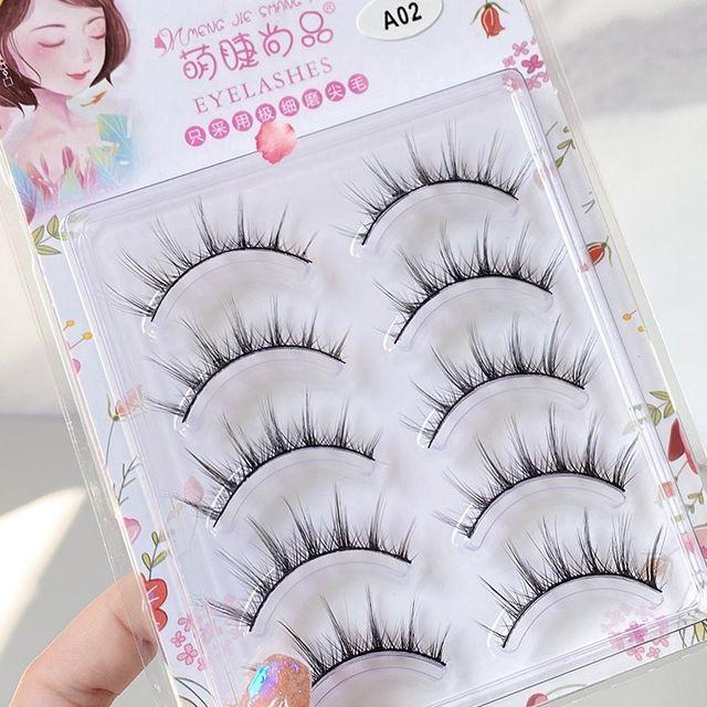 

Mogugu - Set of 5 Pairs: Natural Criscross False Eyelashes Black - One Size