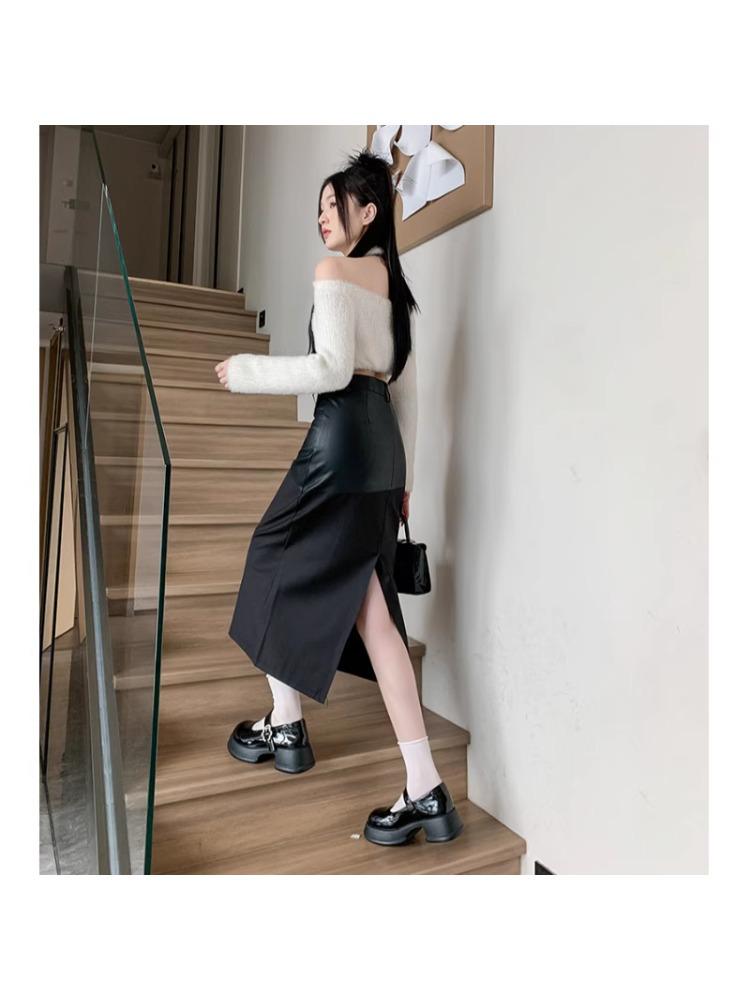 Elegant Women's Mid-Length Spliced Leather Skirt with Back Slit - High-Waist Autumn/Winter Pencil Skirt