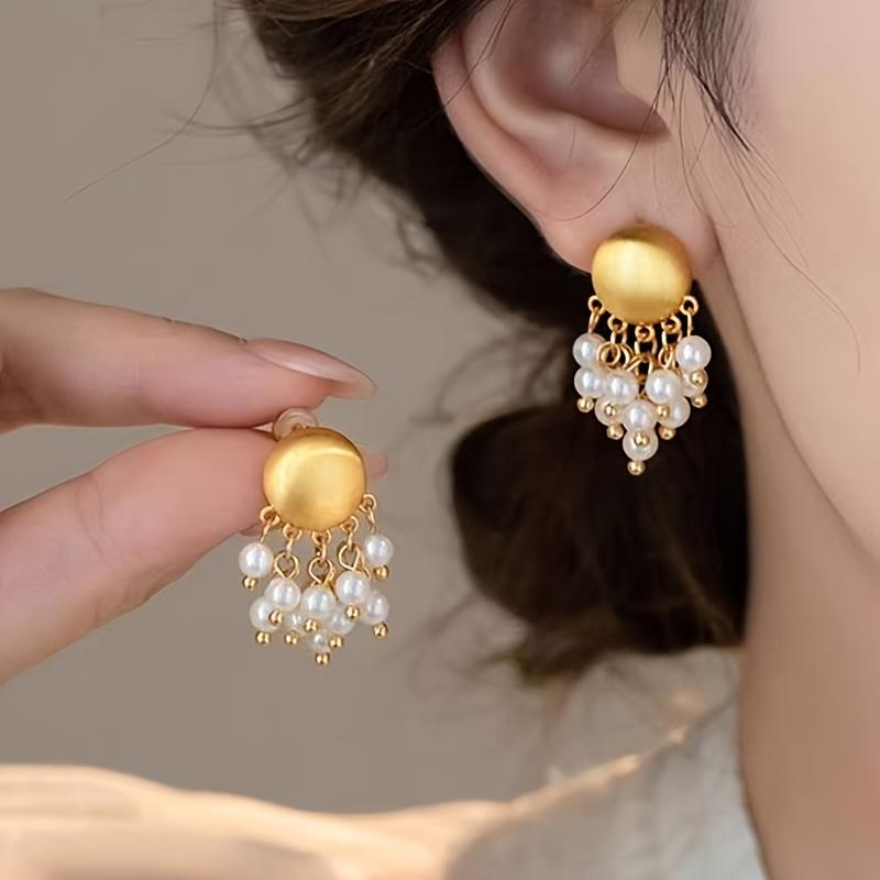 1Pair Fashionable Women's Stud Earrings with Fashionable and Exquisite Temperament, Fashionable Fringed Women's Stud Earrings Suitable for Daily Wear