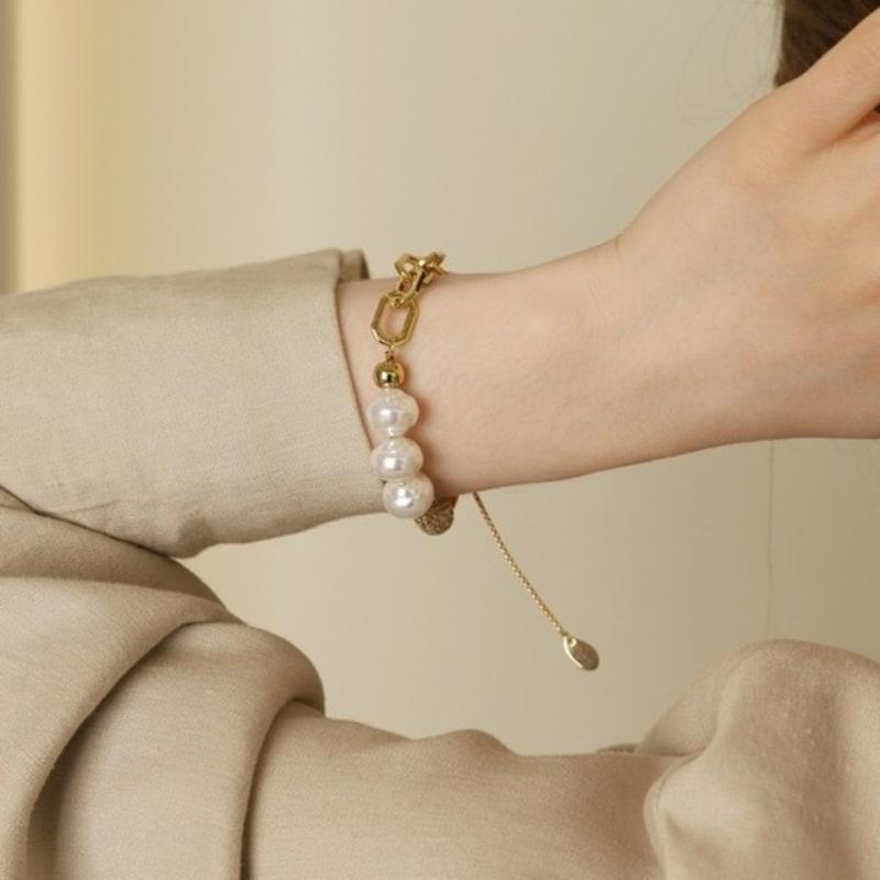 ozel Cubic Pave Waterdrop Pearl Bracelet PB144B