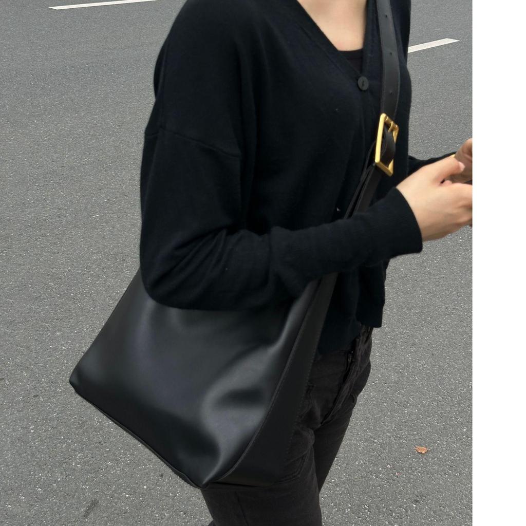 Uniwersalna duża dwuczęściowa miękka torba na ramię typu bucket bag