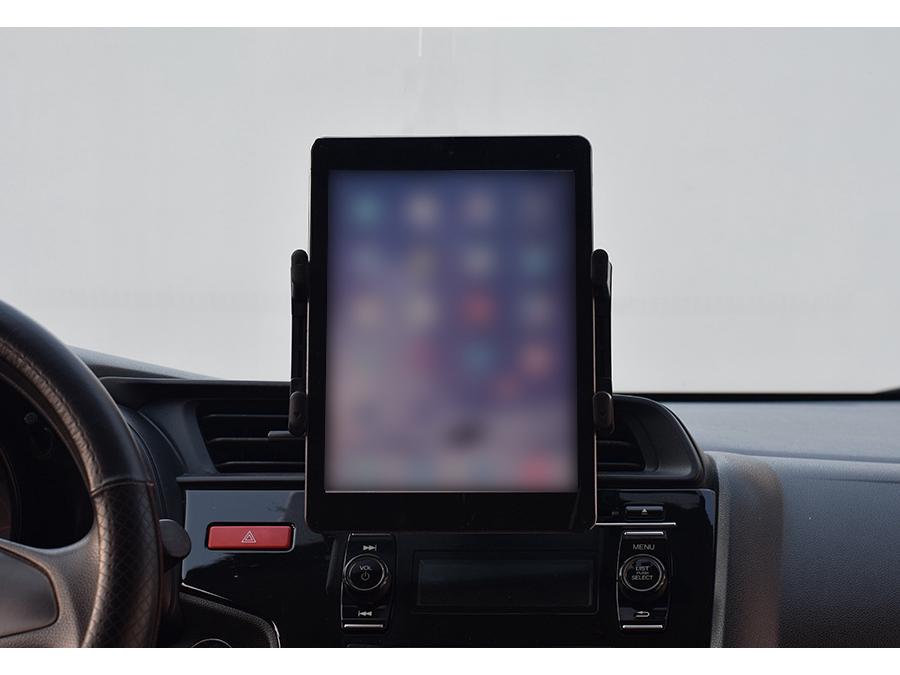 Autohalterung mit Saugnapf für Telefon und Tablet mit verstellbarer Verlängerung