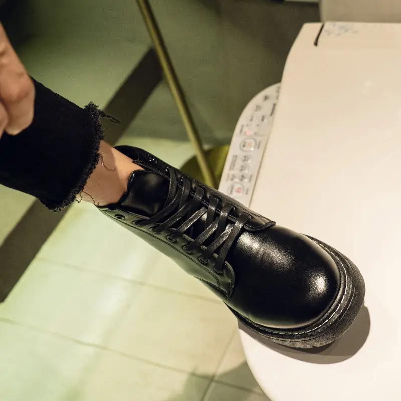 Neue schwarze Stiefel Herren Koreanische Version Mode Student Allround Mid-Top Stiefel Herren Wasserdichte High-Top Lederschuhe Herren