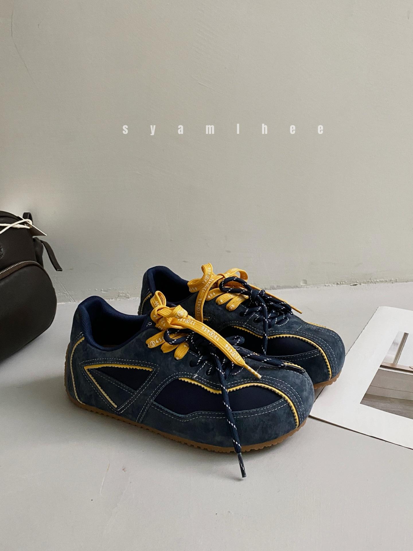 

Красные немецкие тренировочные кроссовки с увеличением внутренней высоты женские 2025 новые на двойной шнуровке универсальные повседневные кеды ретро спортивные кроссовки Форрест Гамп 35