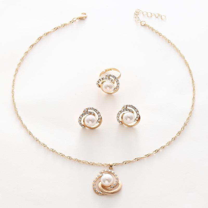 Women's Necklace & Earring Set: Elegant Pearl & Diamond Flower Pendant with Versatile, Luxury Design