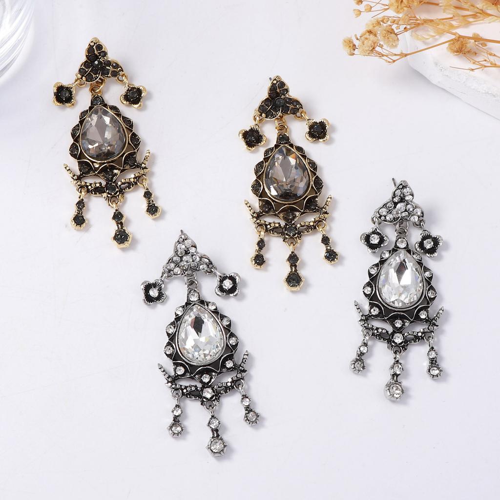 European, American Bohemian exquisite light luxury alloy full diamond drop-shaped pendant retro earrings female court style earrings