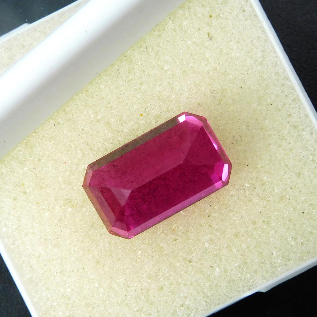 CERTIFIED Loose Gemstone Natural Pink Sapphire Perfect Emerald Cut 16.25 Ct