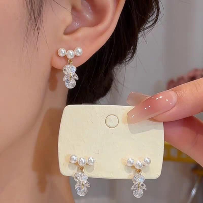 Exquisite Small Pearl Tassel Earrings for Women - Fashionable, Versatile, and Simple Design
