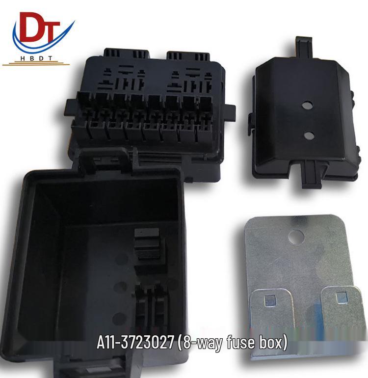 8-Way Automotive Fuse Box A11-3723027 Wiring Harness Holder