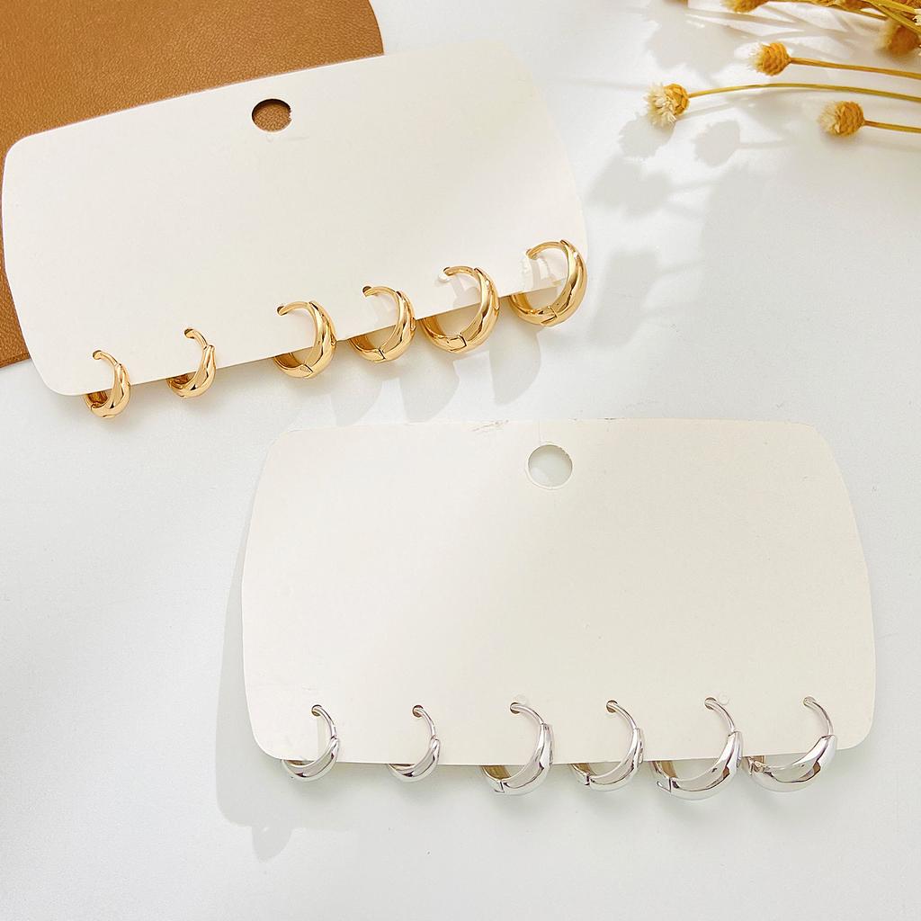 Cross-border Simple Earrings, High-end Niche Men's and Women's European and American Alloy Earrings, Personalized Temperament, Rock Punk Earrings.