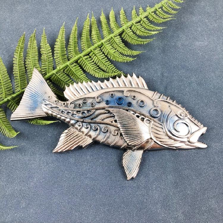 Soft Silicone Mold for DIY Craft Wall Hanging Decorations Embossed Fish Shaped Design Crystal Epoxy Resin Casting Mould
