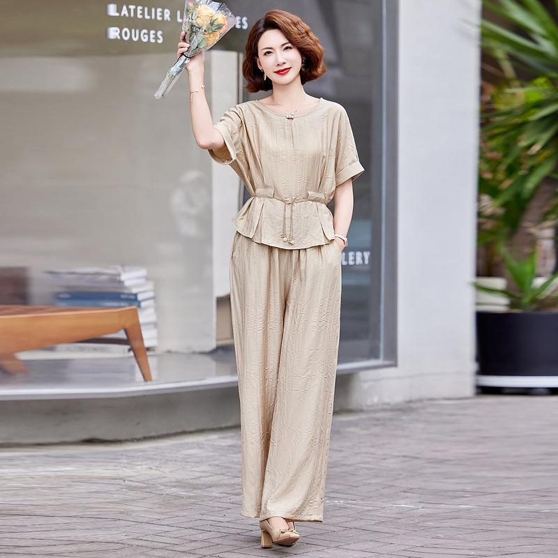 

2026 Summer Chiffon Suit: Elegant, Age-Defying Fashion for Young to Elderly Women 3XL [130-145 kg]