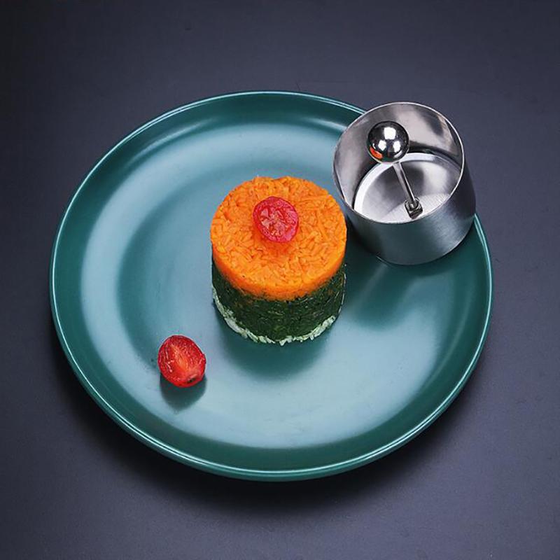 Runde Reisbällchenform mit Ausdrücker Edelstahl Dessert Mousse Kuchenringe Leichtes Entformen Sushi-Zubereitungsform Küchenwerkzeug