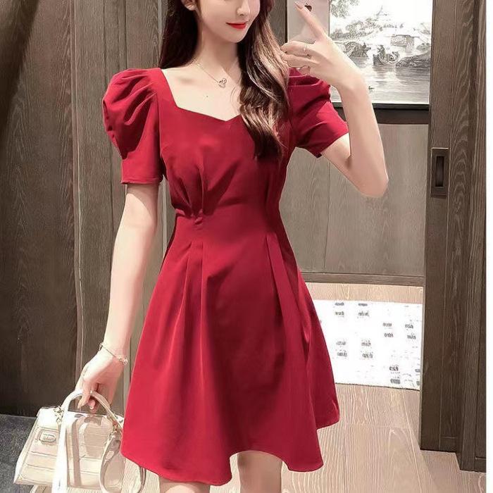 Summer new square neck bubble sleeves sexy backless waist and thin temperament Hepburn style black dress