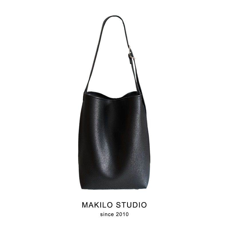 

Makilo Pure Color Lychee Pattern Idle Style Bucket Bag Black