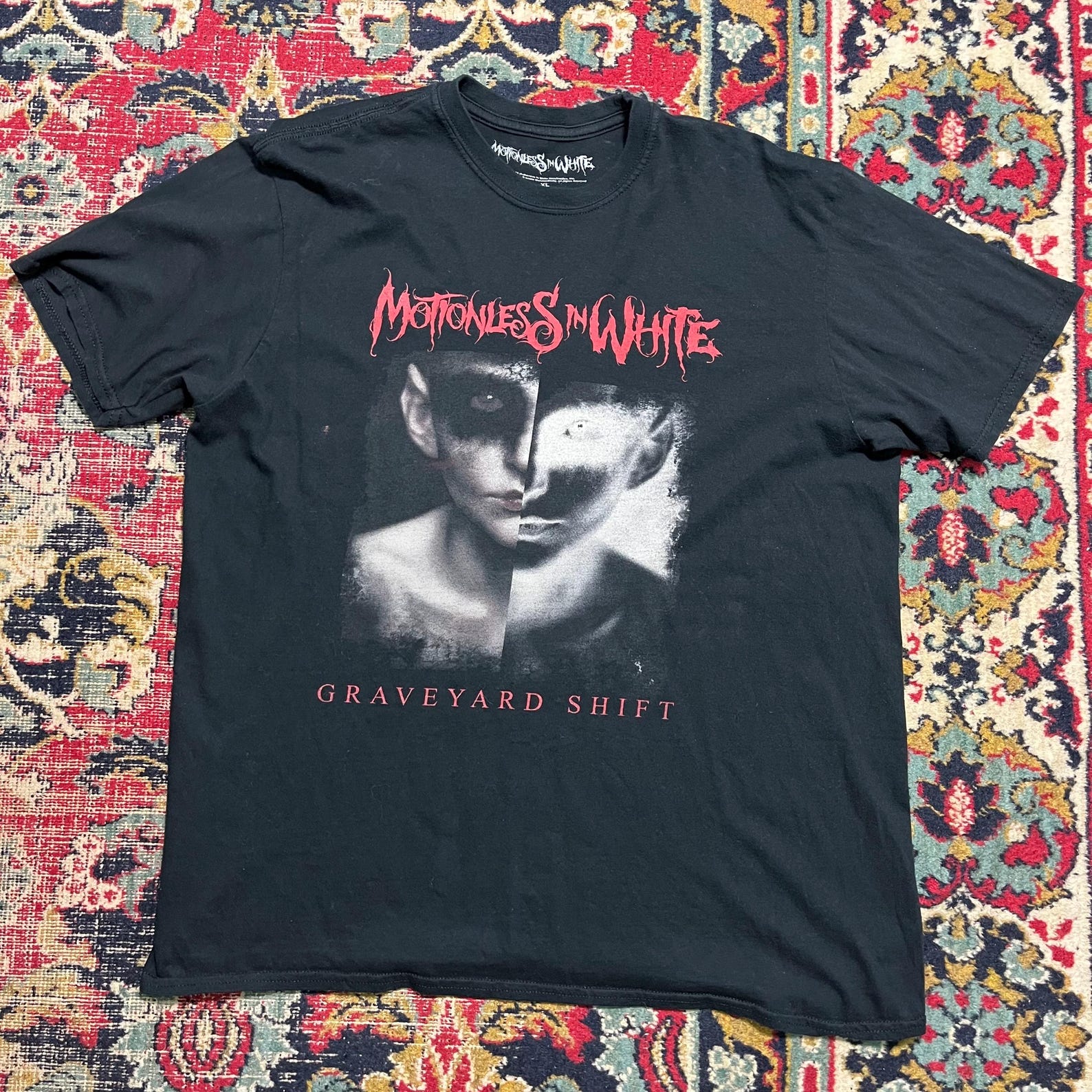 Motionless In White Graveyard Shift Tour T-Shirt Gothic MetalSize XL S