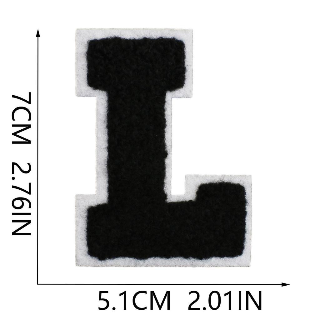 Brølende Himmel Chenille Bokstavlapp: 7cm Hvit Bakgrunn & Svarte Bokstaver A-Z, Strykemerke for Veskedekorasjon