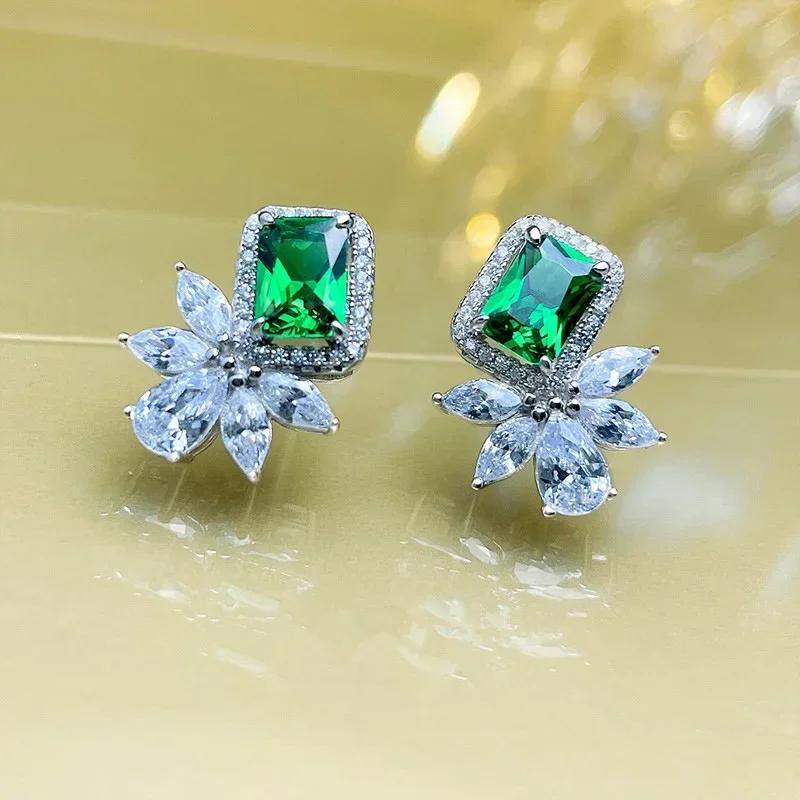 2026 New Style Fashion Green Crystal Pendant Earrings for Women's Engagement Party Accessories with Noble Unique Zircon