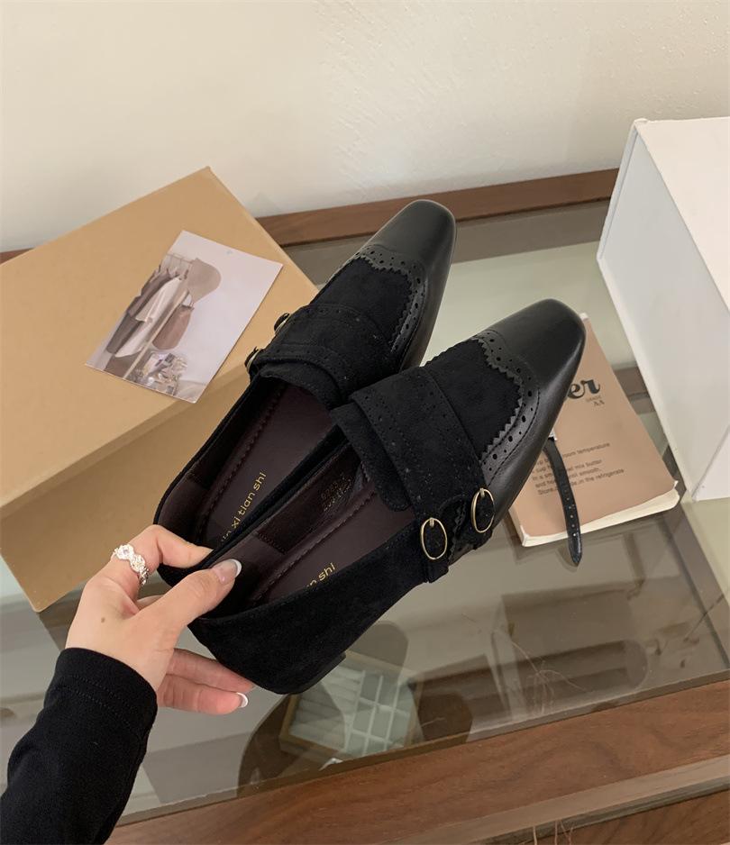 British design sense hollow carved sheepskin loafers 2025 autumn small square head inner height increase low heel leather single shoes women