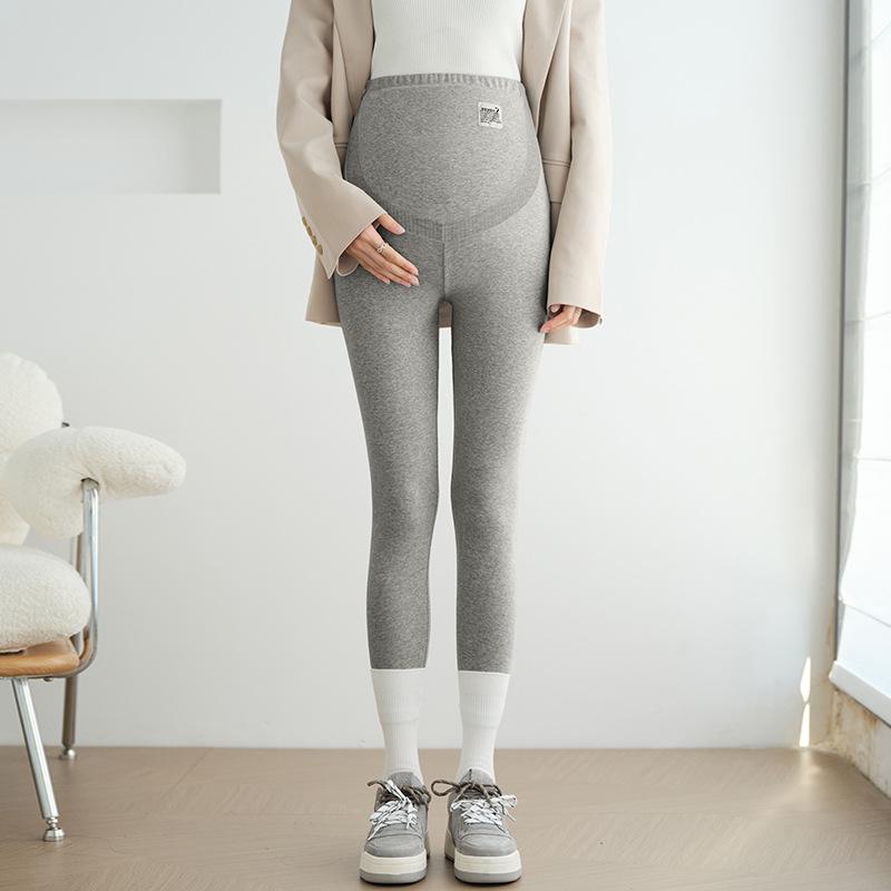 

Fleece-Lined Maternity Leggings, Plus Size, Non-Constricting, Warm, Supportive Pregnancy Pants for Spring and Autumn One Size (suitable for 80-110 jin)