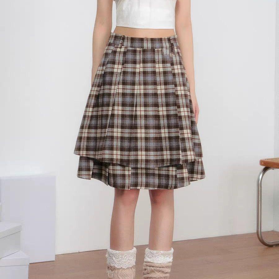

2025 Autumn/Winter Retro Plaid Patchwork A-line Mid-Length Skirt - Korean Style, Double-Layered & Pleated Medium