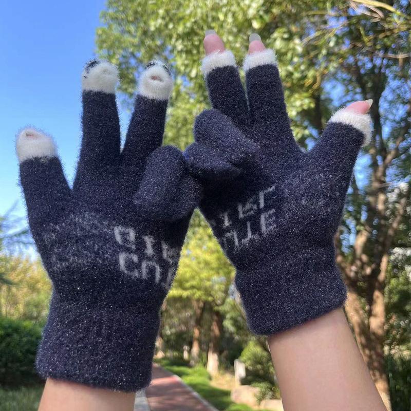 Fashionable Women S Gloves Cute Yarn Knitted Versatile Cartoon Gloves