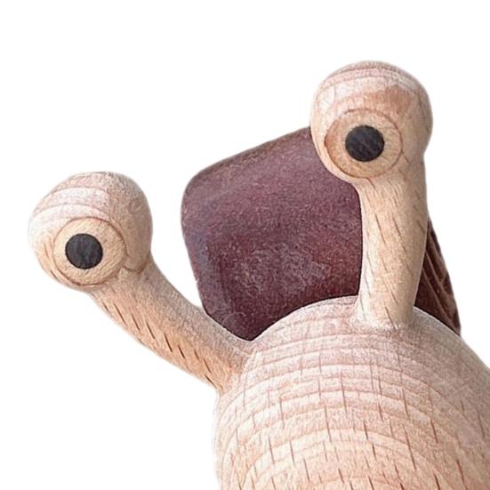 Wooden Snail Figurine, Hand-Carved Desktop Ornament, Natural Solid Wood Cute Snail Sculpture, Stress Relief Micro Landscape Decoration Gift for Home