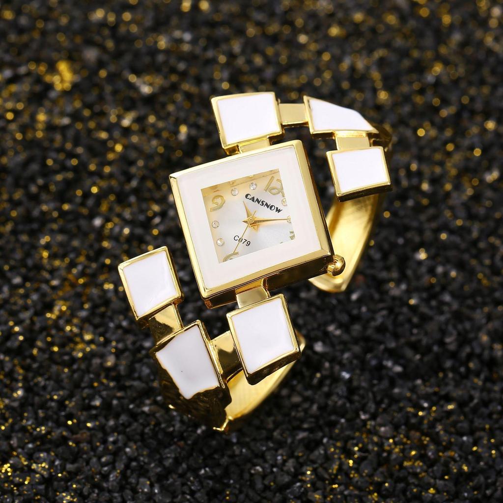 New Womens Watch Luxury Fashion Bangle Bracelet Watch Women Dress Clock Female Diamond Advanced Girls Wristwatch