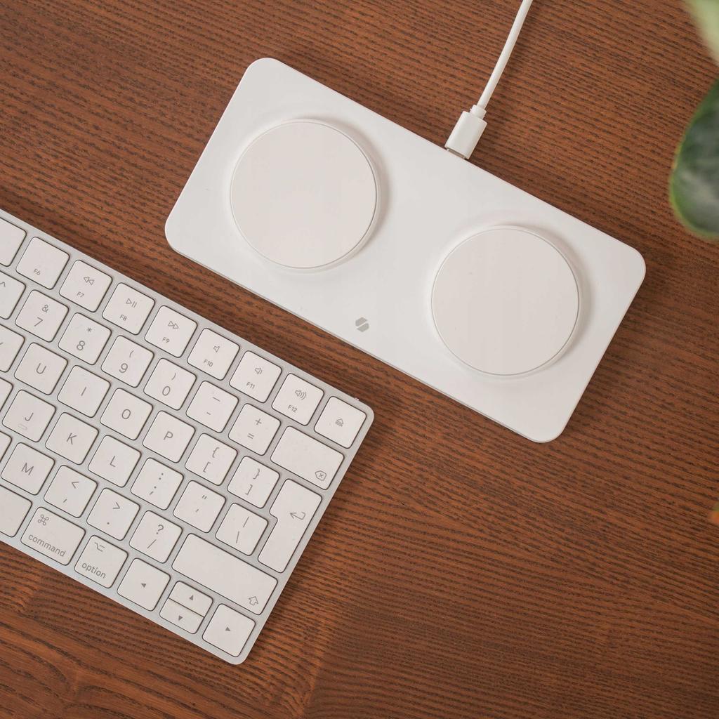 Sc Wireless Dual Charger Magcharge Wm3W White