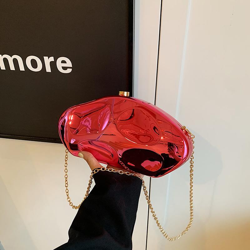 

Acrylic stone modeling bag women s 2025 new European and American candy color foreign style versatile chain messenger dinner bag срібний