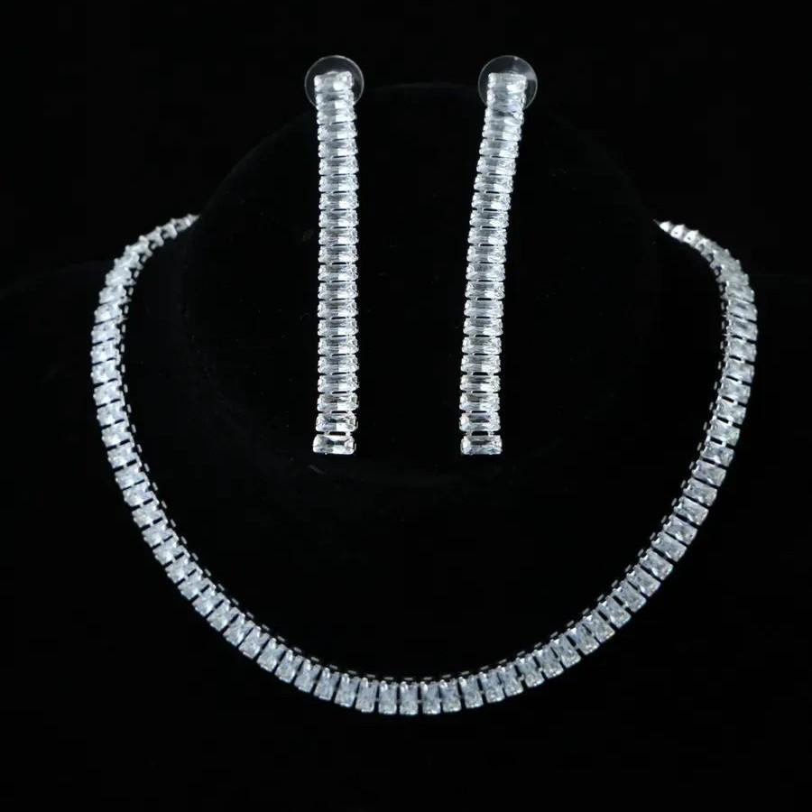 New European And American Light Luxury Full Diamond Zircon Geometric Necklace Earrings Set Fashionable Bridal Jewelry Set